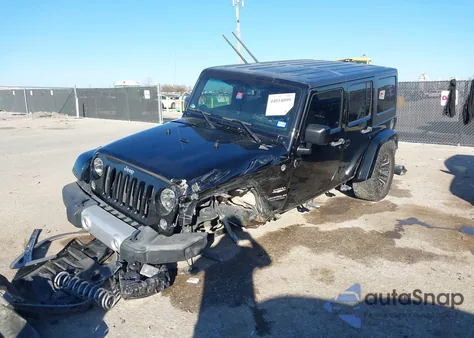 2015 Jeep Wrangler Unlimited Sahara z USA, uszkodzony, nr VIN 1C4BJWEG9FL530151